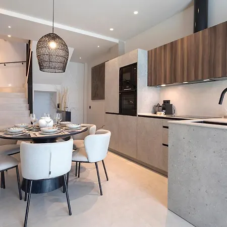 Magnificent Renovated 2Bd 2Bth Duplex With Terrace - City Centre Malaga Exterior photo