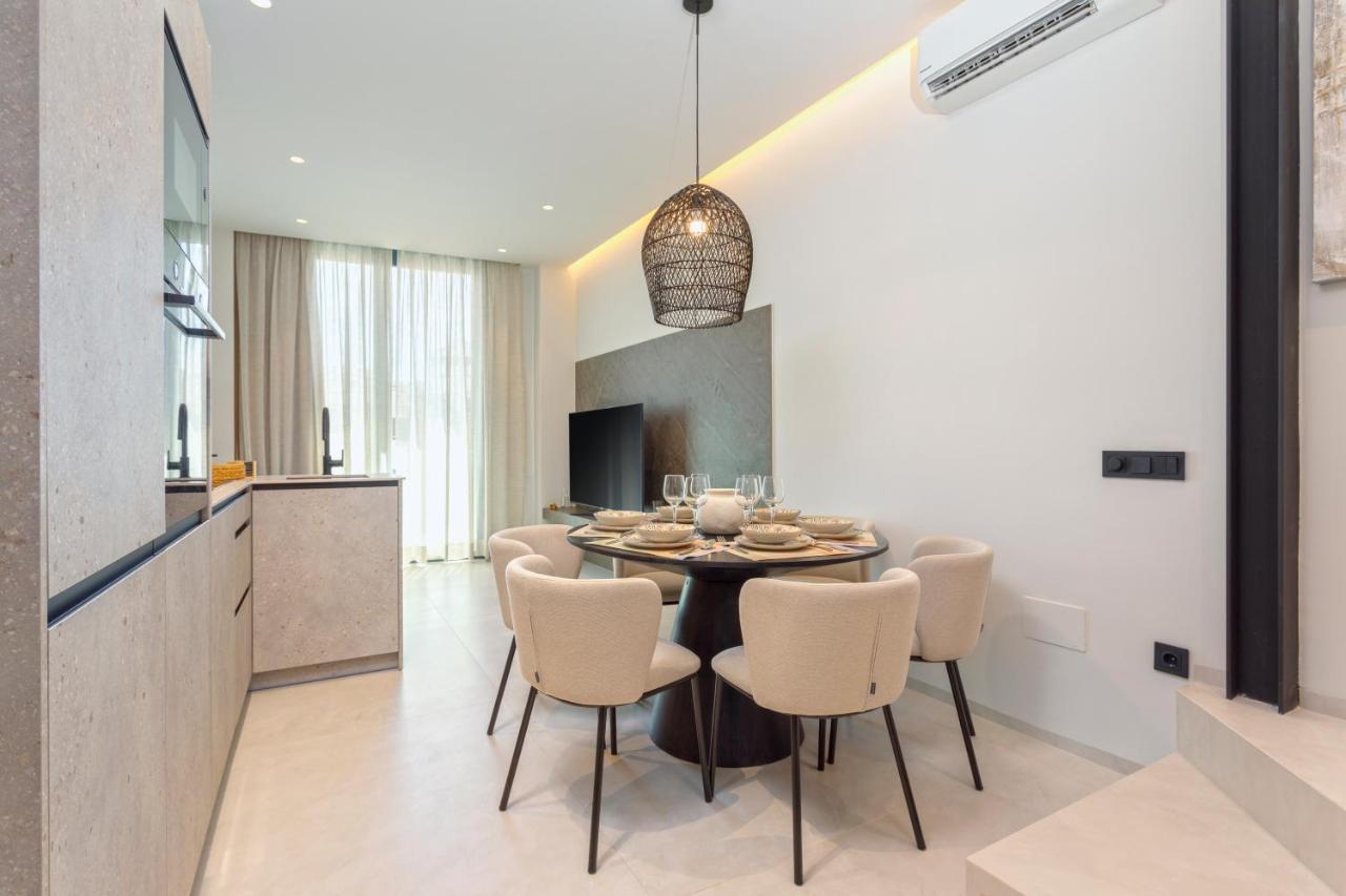 Magnificent Renovated 2bd 2bth Duplex With Terrace - Centre Apartament Màlaga